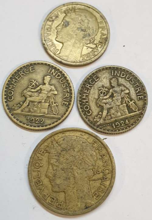 1922 ,1924 ,1939 ONE FRANC COINS AND A 1930 TWO FRANCS COIN!! ONE BID NO RESERVE AUCTION.