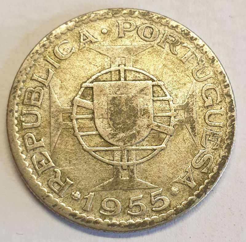 1955 ANGOLA 10$00 Silver Coin As per images !!! Republica Potuguesa !!!