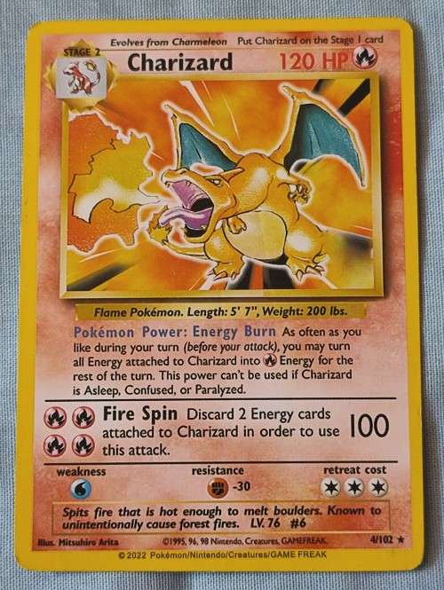 POKEMON - CHARIZARD 4/102 - BASE SET - RARE (MINT - PACK TO BAG)