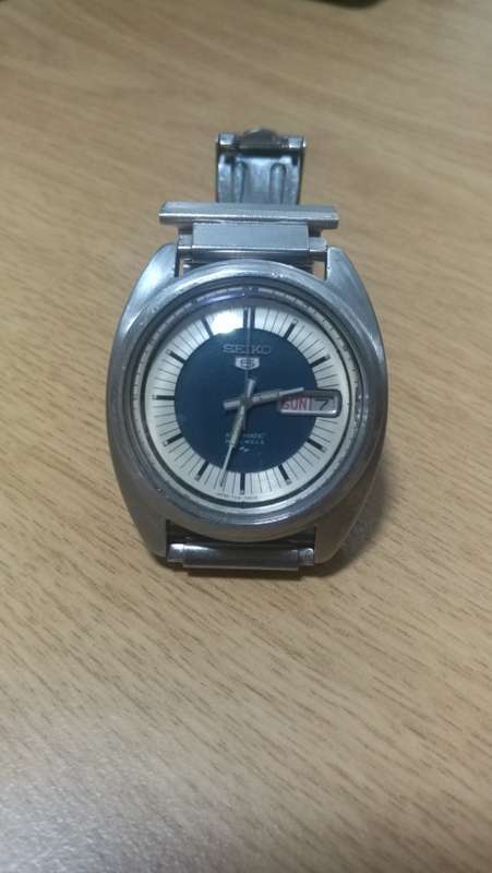 ### Seiko Vintage watch, 21 Jewels automatic pre owned good looking ###