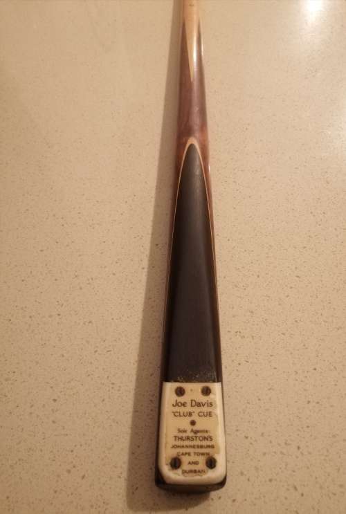 *#* Joe Davis Vintage 1 piece Maple club snooker cue 11mm Tip 147.8mm length *#*