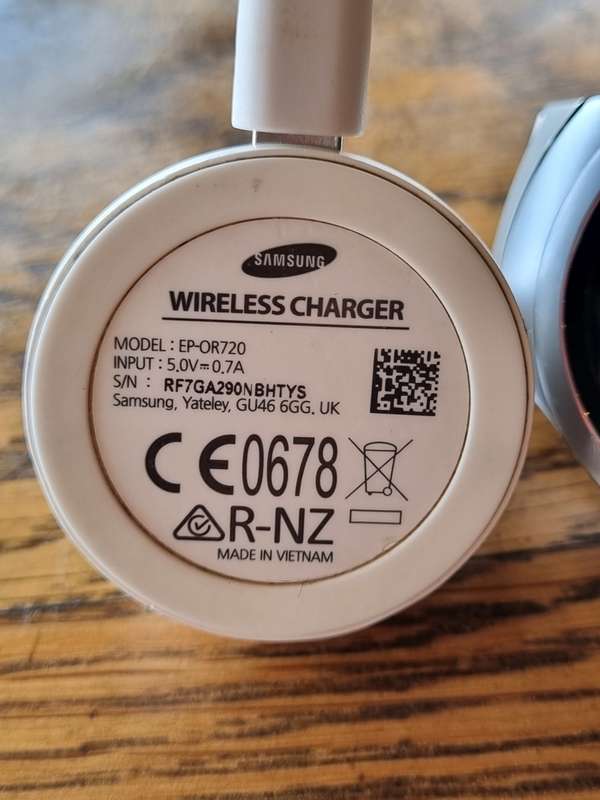 ### Samsung Gear 2, fantastic condition, wrist size very adjustable from small to large fit ##
