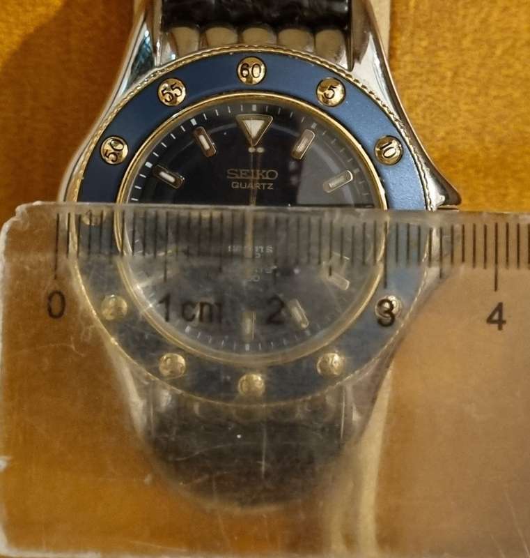 #Reduced Premier Club watch almost new condition adjustable from small to large fit, box and card ##