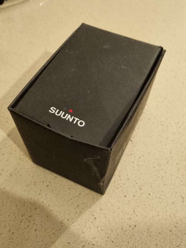 ## Suunto Ambit 3 sports with heart rate monitor box and charger ##