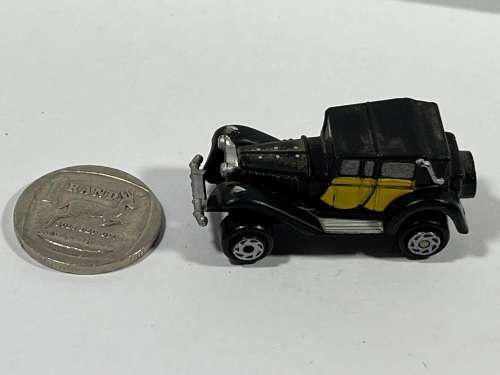 Micro black and yellow car (old)
