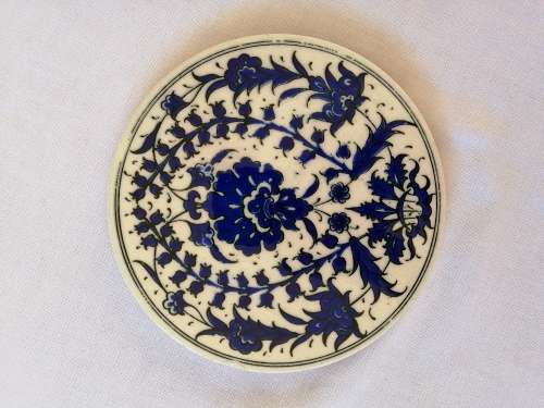 Round ceramic tile/trivet