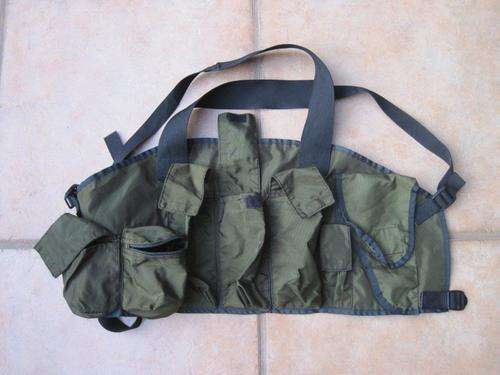 Unknown olive green chest-webbing (Niemoller copy?)
