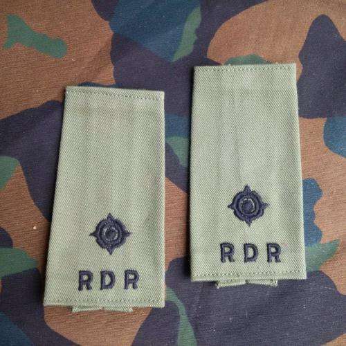 RHODESIAN RDR 2Lt rank slides - original period items