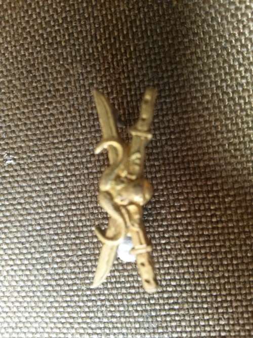 scarce Kaffarian Rifles (Buffalo Volunteer Rifles) OC's commendation breast badge