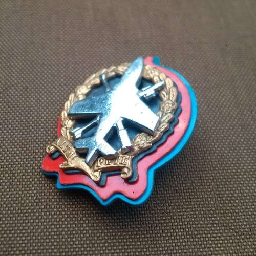 SADF era 3-piece-metal ADA beret badge WITH double backing (good used condition - screw-post intact)