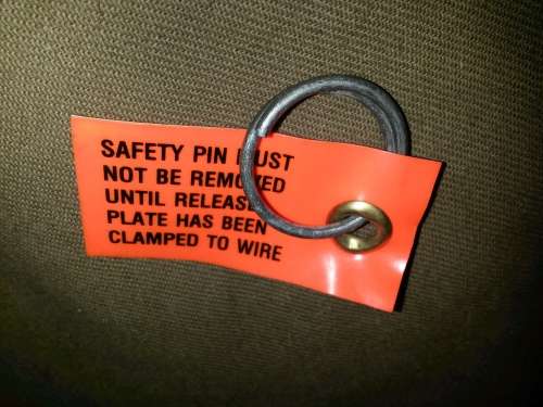 SADF SWA/ Angola bushwar era "trip-flare" safety tag and ring - good used condition