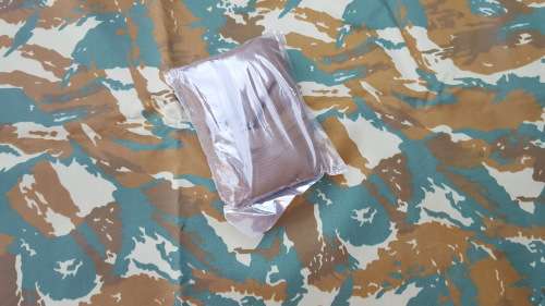 SADF era chef nutria "browns" apron mint/sealed in plastic - ideal for the summer and BRAAI time!!!