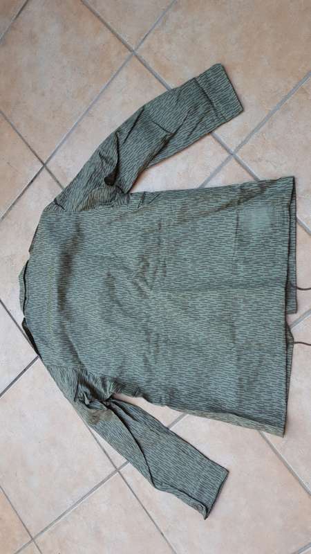 scarce big size SF (Recce) copy camo DDR falling rain "strictarn" XL bush-jacket mint - period item