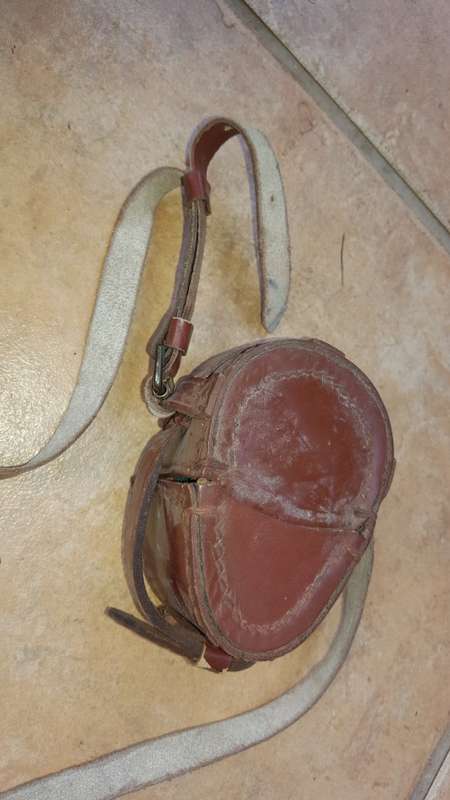 SADF issued (UK Commonwealth?) leather marching compass carry-pouch - with leather strap