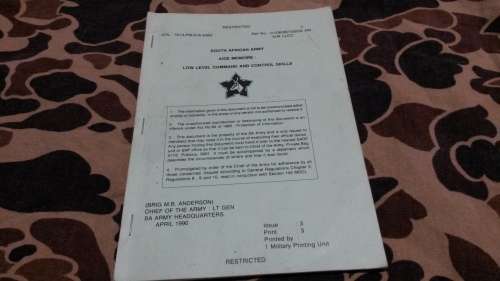 SADF era SA Army Low Level Command & Control manual (Eng/Afr) - very good used condition) A5