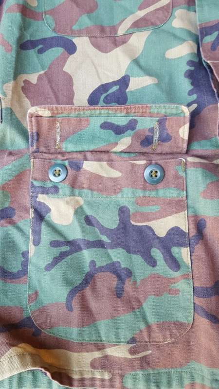 Original (used) Singapore Woodlands Large camo BDU Jacket (named) no damage & bright colours