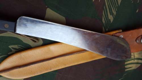 SADF/ UDF era "Martindale" type machete with original leather sheath - used condition