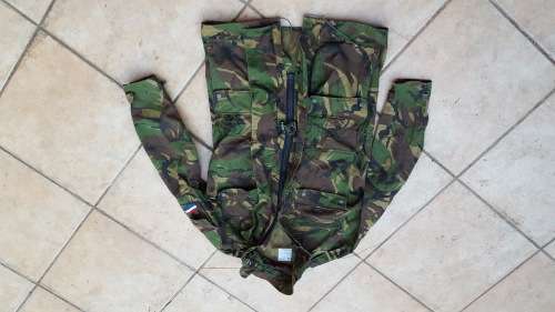 XL (skinny size) Dutch DPM parka jacket (no liner) in very good condition - some buttons cracked