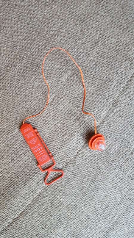 very scarce original SADF era SAAF issue pilots ACR rescue (water activated) light - intact
