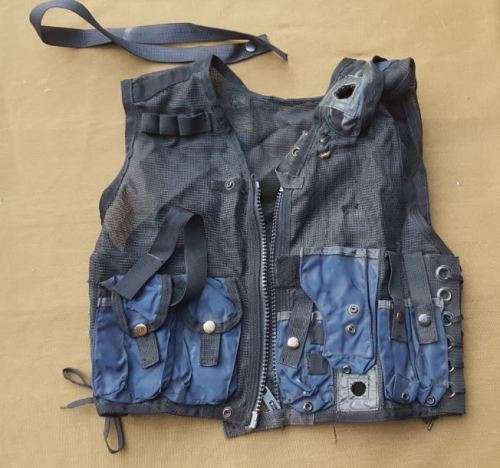 pre-1994 SAP STF blue R1 mag assault vest - adjustable - used & no damage condition