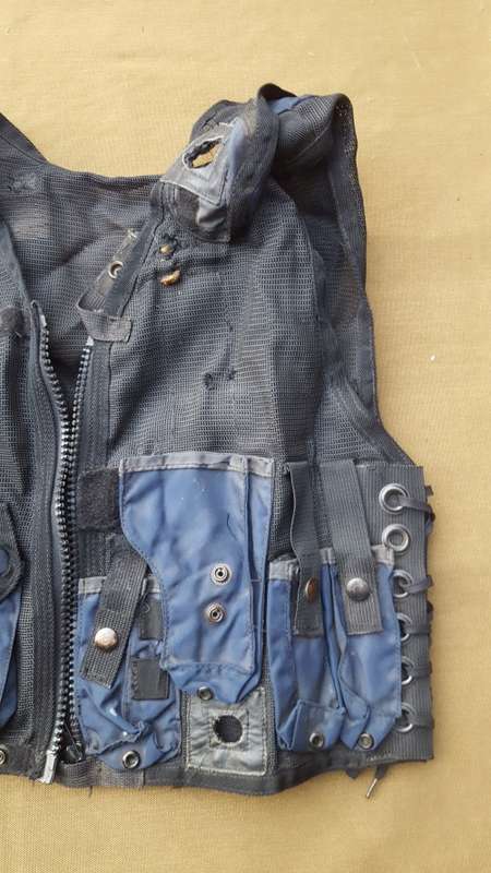 pre-1994 SAP STF blue R1 mag assault vest - adjustable - used & no damage condition