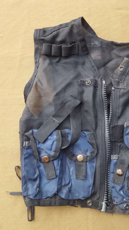 pre-1994 SAP STF blue R1 mag assault vest - adjustable - used & no damage condition