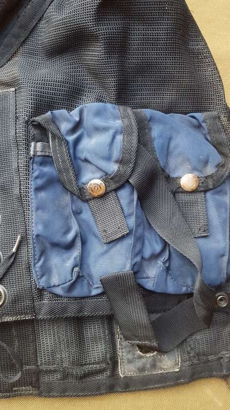 pre-1994 SAP STF blue R1 mag assault vest - adjustable - used & no damage condition