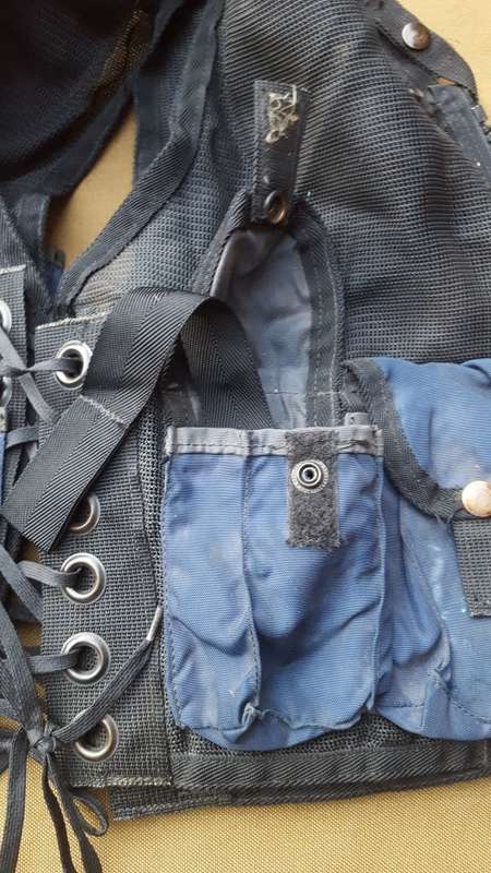 pre-1994 SAP STF blue R1 mag assault vest - adjustable - used & no damage condition