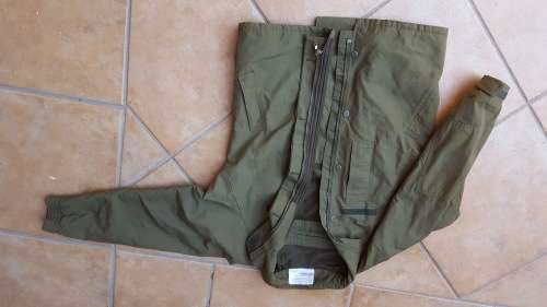 scarce SA Army issue armoured crew member fire-proof warm jacket in olive green - near mint - size L