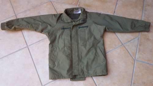 scarce SA Army issue armoured crew member fire-proof warm jacket in olive green - near mint - size L
