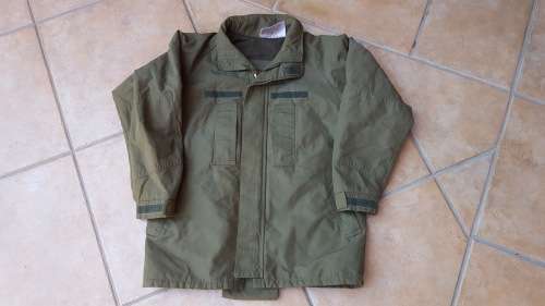 scarce SA Army issue armoured crew member fire-proof warm jacket in olive green - near mint - size L
