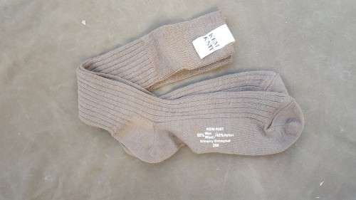 original SADF era issue beige thin type (stepout?) size 260 (fits UK 7/8) socks in unused condition