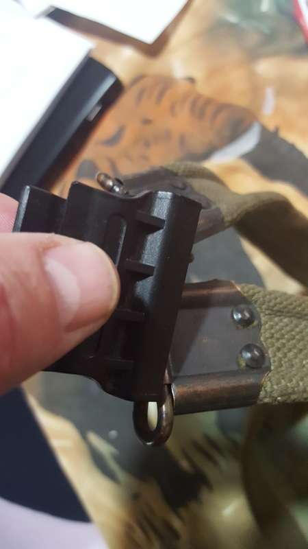 SADF era issued & used (R1 or FN FAL?) weapon belt with steel fittings (not brass as per .303 sling)