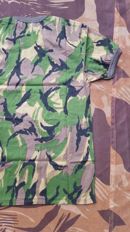 mint SADF era SA SF Recce "copy camo" Tanzania DPM camo patt medium size tee-shirt - scarce