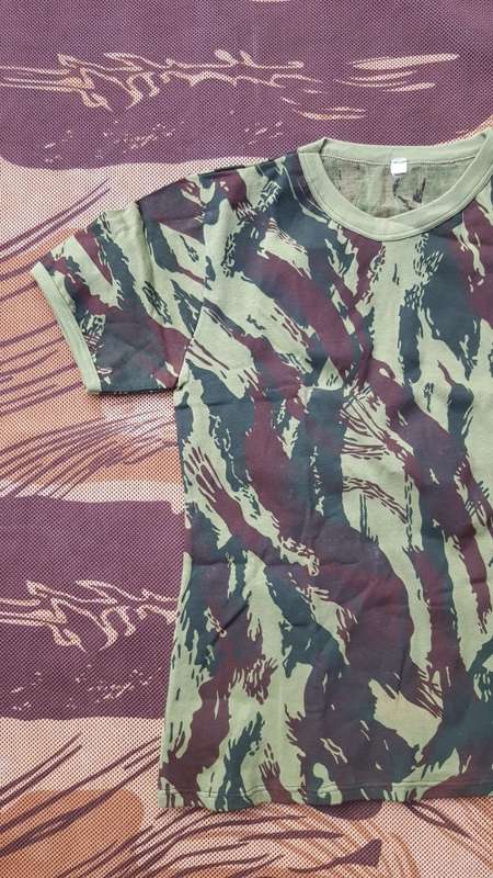 mint SADF era SA SF Recce "copy camo" Porra vertical lizard camo patt medium size tee-shirt - scarce