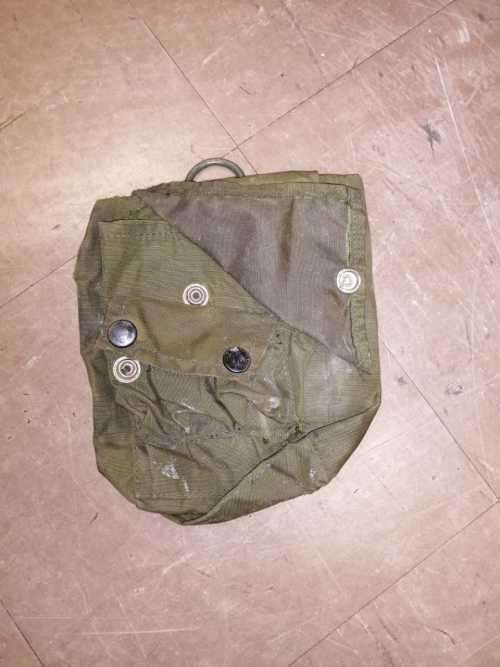 unknown use (signals equipment?) Niemoller olive green type nylon (SA SF Recce origin) belt pouch
