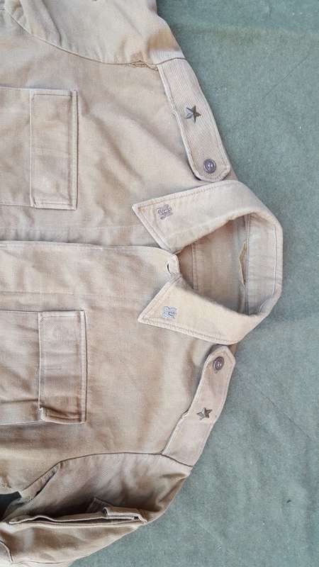 Soviet khaki "Afghanka" tropical uniform top (metal insignia) in cotton size 50 fits as a med/large