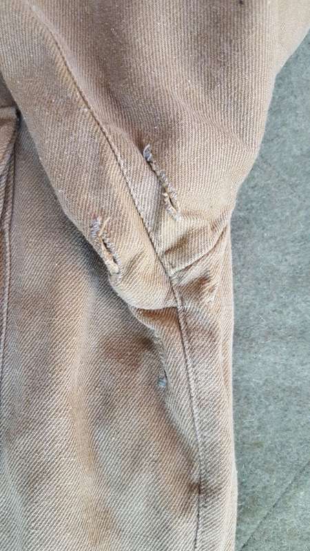 Soviet khaki "Afghanka" tropical uniform top (metal insignia) in cotton size 50 fits as a med/large