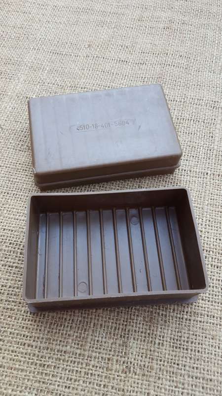 original SADF era nutria issue plastic soap-dish - new and unused - with SADF "18" NATO ICN number