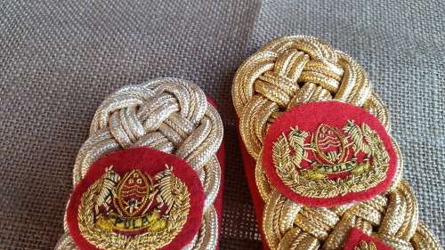 scarce pair "ceremonial" dress 1 Botswana BDF Brigadier officers rank bullion wire shoulder boards