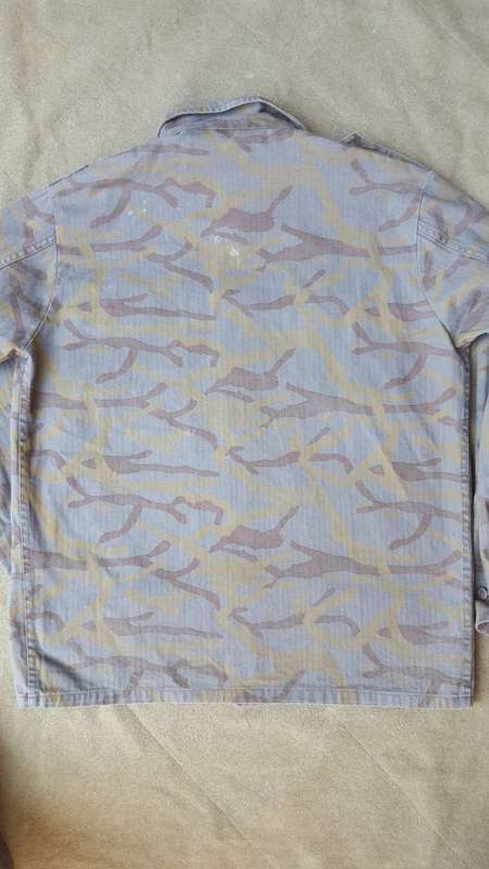 a very very rare ex SWAPO PLAN used Bulgaria made and supplied amoeba patt shirt in large size!!!