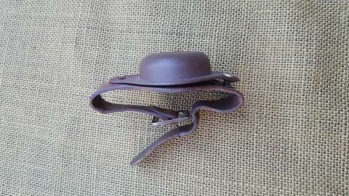SADF "smalls" auction nr 2 - SADF era type original pvt purchase leather watch strap and cover