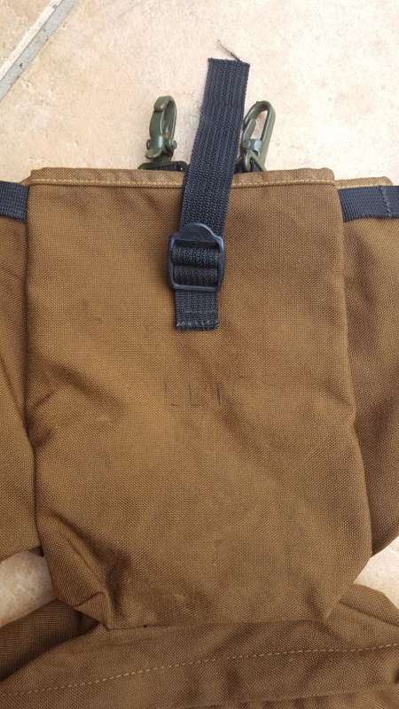 loose nutria early Patt 83 type 1 SWATF battle-jacket clip on/off rear pouch assembly zip intact