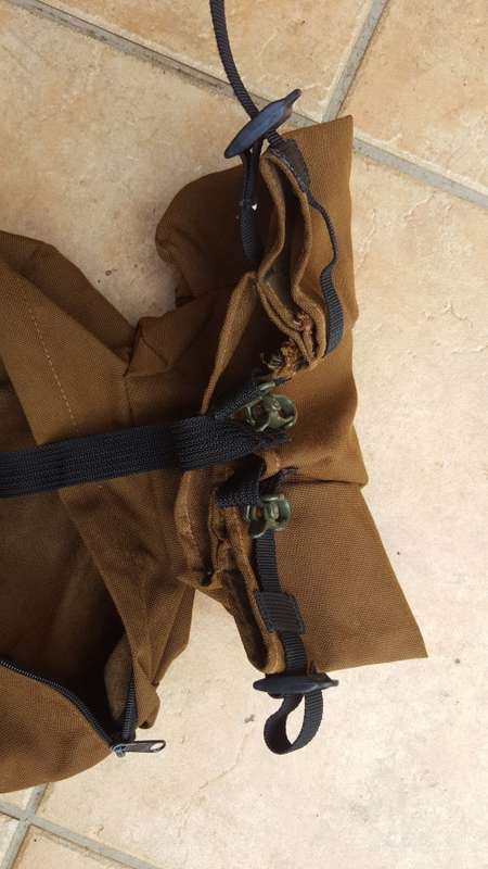 loose nutria early Patt 83 type 1 SWATF battle-jacket clip on/off rear pouch assembly zip intact