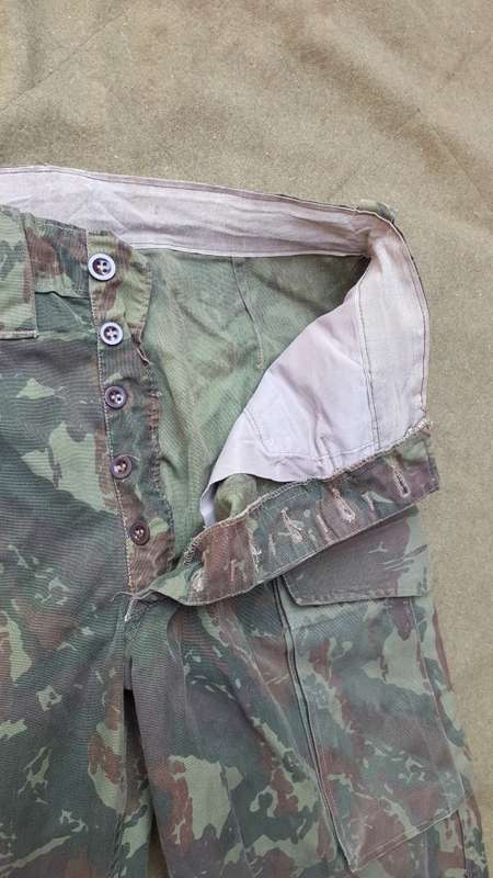 Recce original 1st patt camo trousers in waist size 32 inches (small) - used condition not too faded