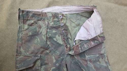 Recce original 1st patt camo trousers in waist size 32 inches (small) - used condition not too faded