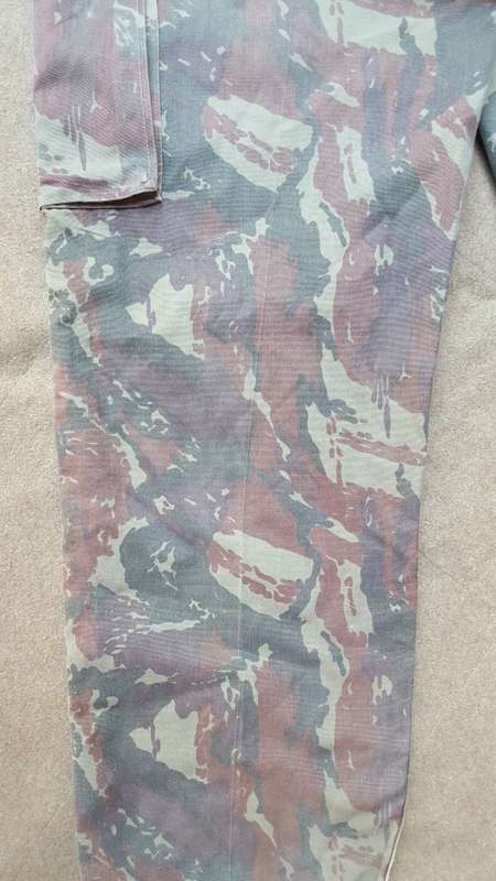 Recce original 1st patt camo trousers in waist size 32 inches (small) - used condition not too faded
