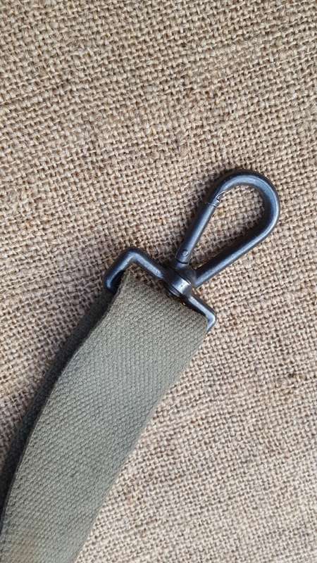SWA/ Angola era used & issued SADF olive green patt 70/73 type cotton canvas MAG 58 LMG weapon sling