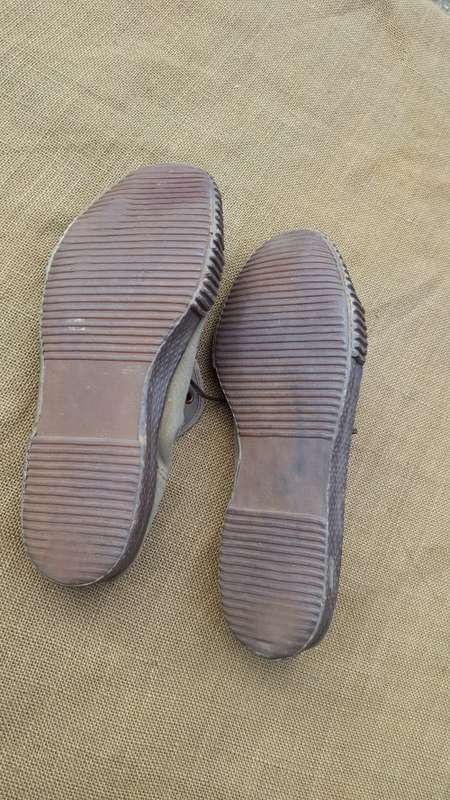 SADF era issue PT "tekkies" nutria runnng shoes aka "PF Flyers" size 10 UK & in good used condition