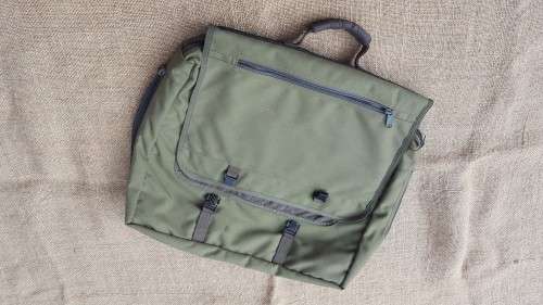 modern SANDF style issue Officer's brief-case in Pathfinder olive green nylon - lightly used intact